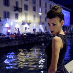 Ritratto fotografico, fotografia di moda, foto notturna